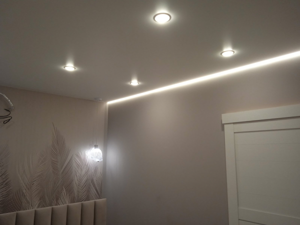 Пример тканевого потолка для детской 18 м²