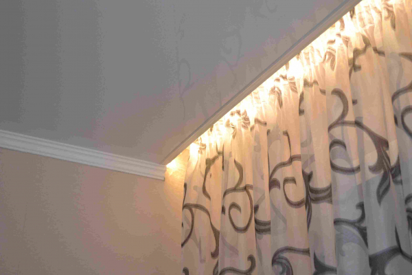 Ниша под карниз